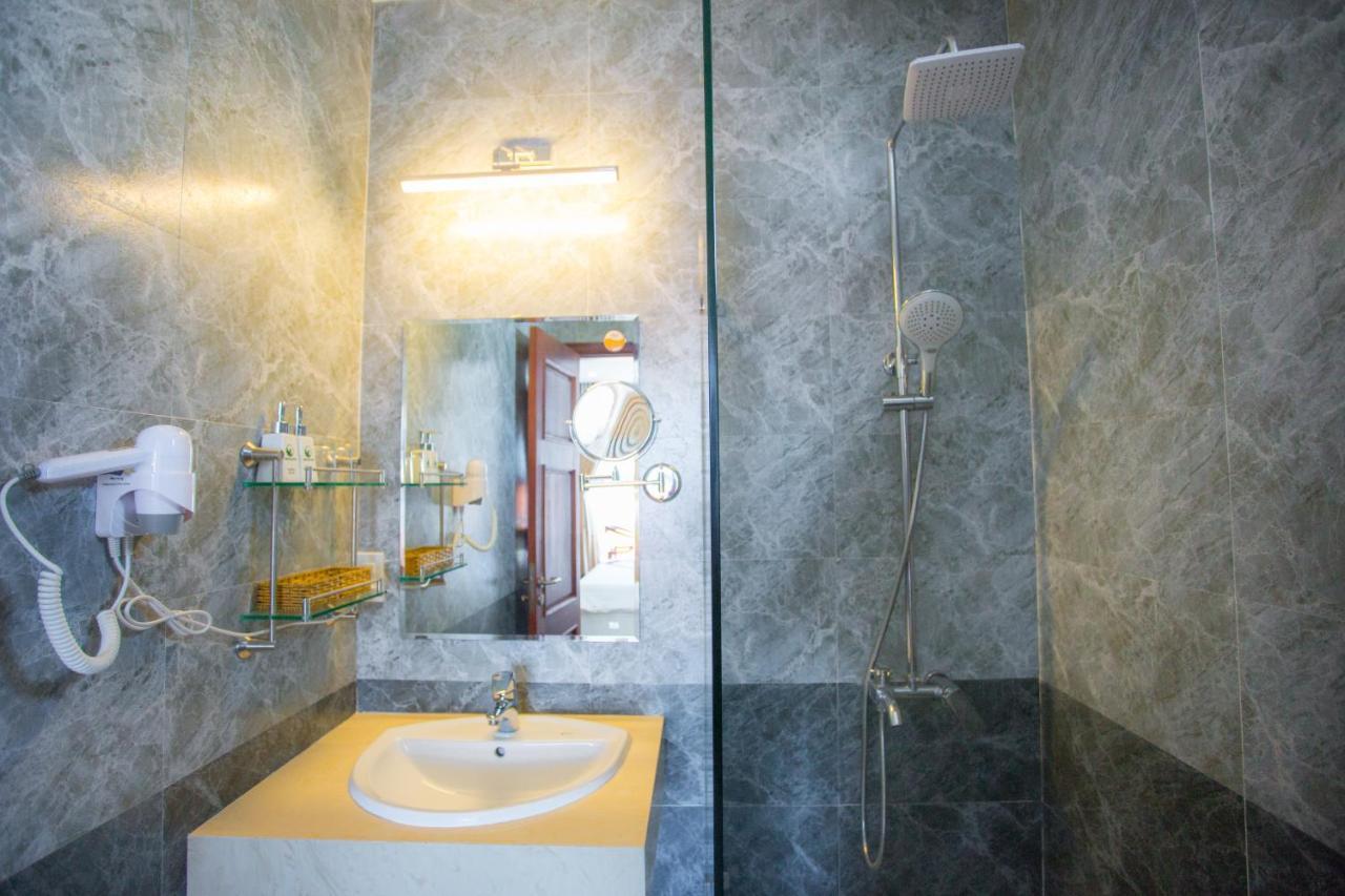 Green Sea Hotel Дананг Экстерьер фото